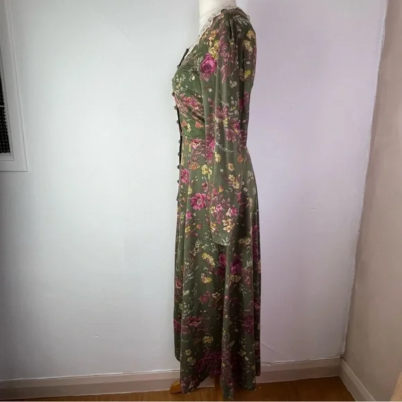 Laura Ashley Vintage Green Floral Long Sleeve Lace Collar Maxi Dress UK 10-12 - Picture 8 of 14